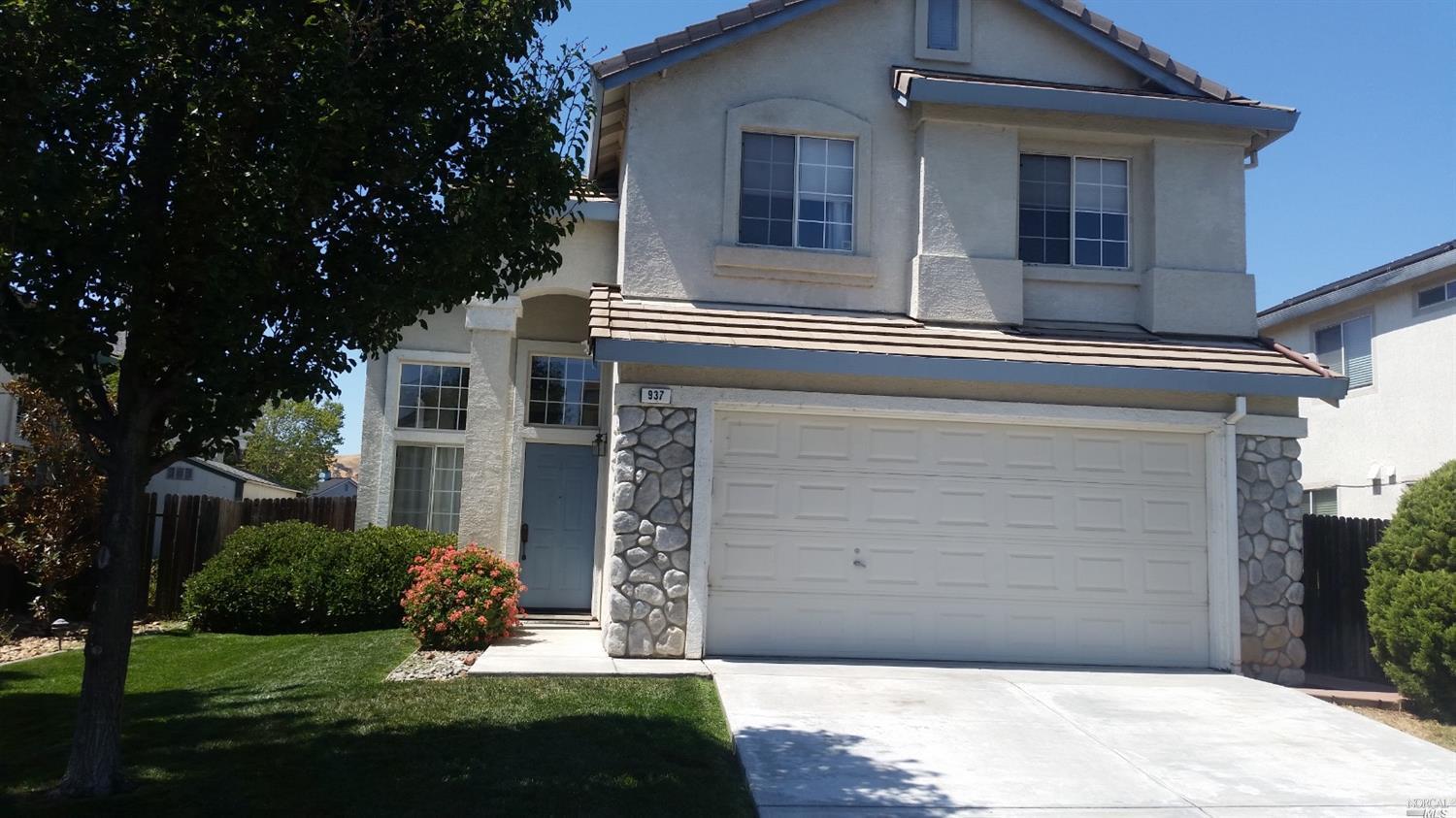 Property Photo:  937 Turquoise Street  CA 95687 
