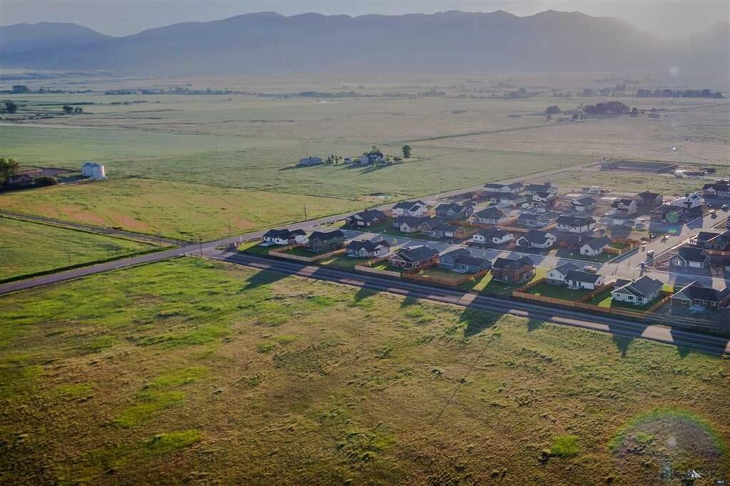 Property Photo:  1601 Powers Boulevard  MT 59714 