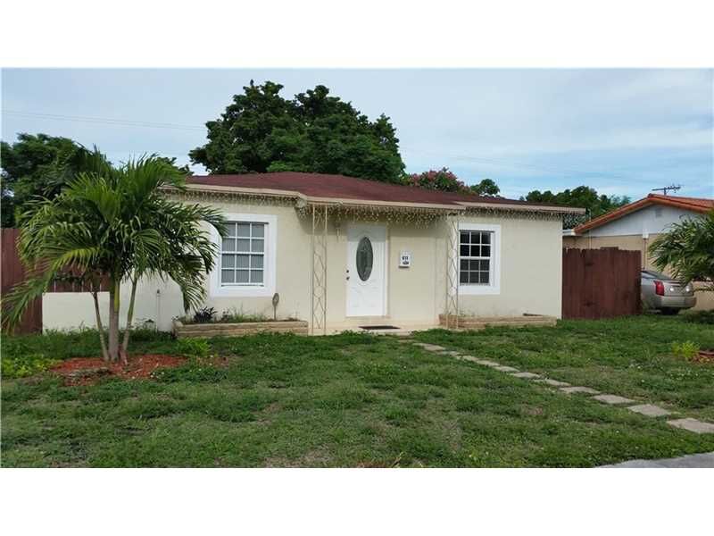 Property Photo:  611 SW 61st Ave  FL 33144 