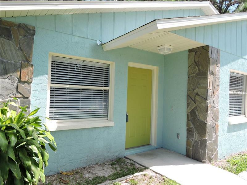 Property Photo:  1867 Mova Street  FL 34231 