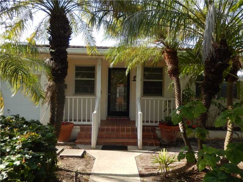 Property Photo: 1225 S Biscayne Point Rd FL 33141