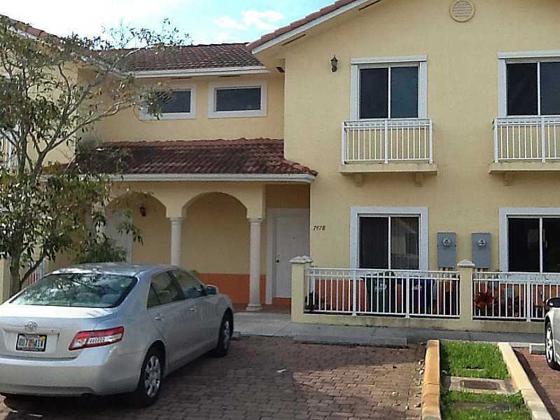 Property Photo:  