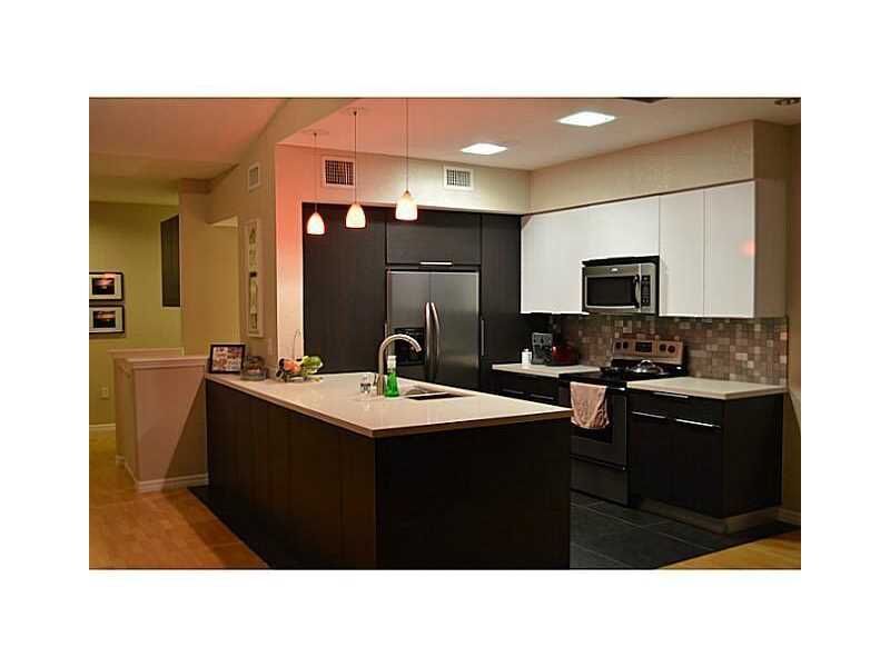 Property Photo:  2581 Centergate Dr 202  FL 33025 