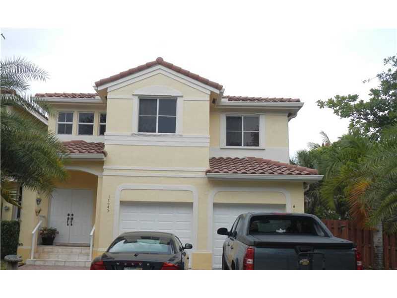 Property Photo: 17045 SW 34th St 17045 FL 33027