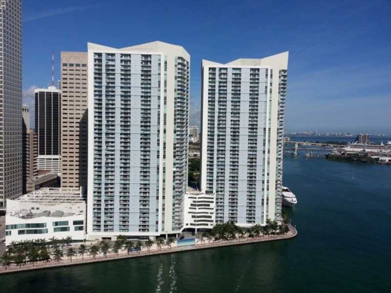 Property Photo:  335 S Biscayne Bl 1907  FL 33131 