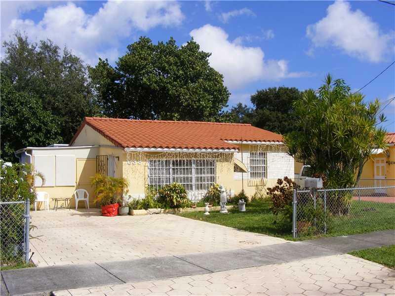 Property Photo:  638 SW 10th St  FL 33009 