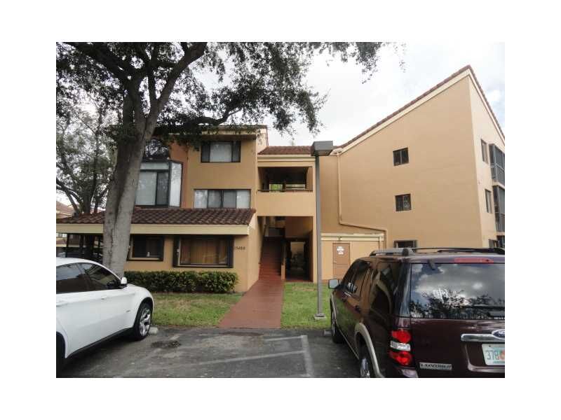 Property Photo: 15489 Miami Lakeway 306-3 FL 33014