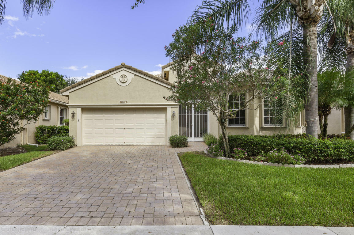 Property Photo:  7711 New Holland Way  FL 33437 