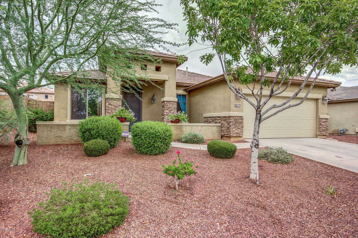 Property Photo:  11414 W Holly Street  AZ 85392 