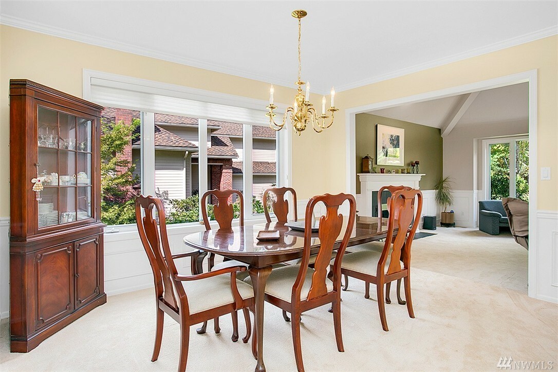 Property Photo:  21313 NE 81st St  WA 98053 