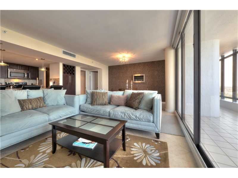 Property Photo:  1717 N Bayshore Dr A-2340  FL 33132 