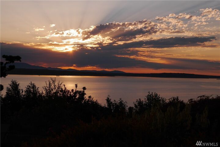 Property Photo:  1230 NW Blakely Court  WA 98177 