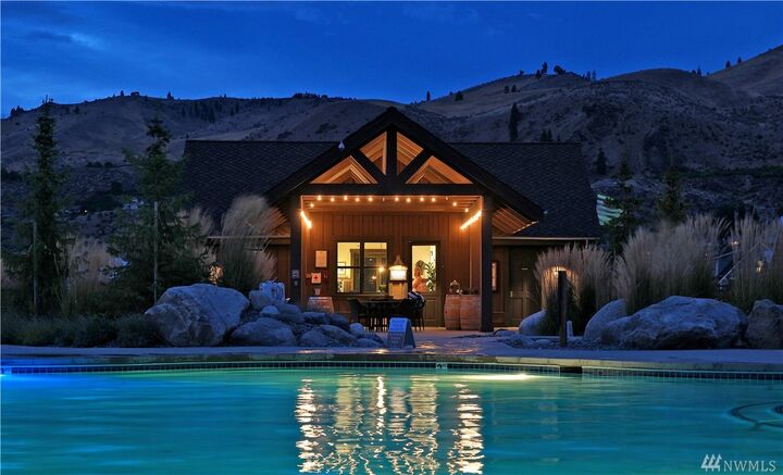 Property Photo:  127 Goldfinch Lane  WA 98816 