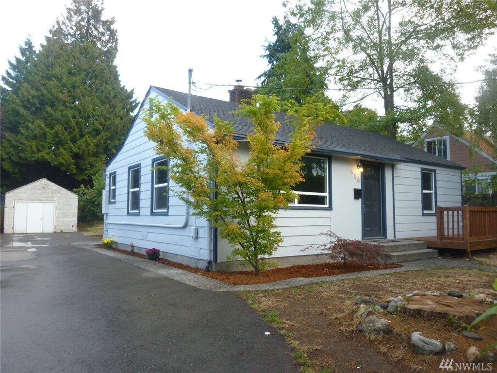 Property Photo:  510 SW 138th St  WA 98166 