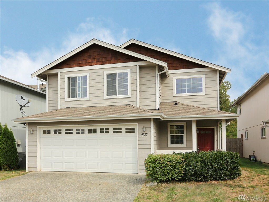 Property Photo:  4927 106th St NE  WA 98270 