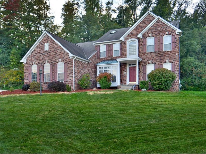 Property Photo:  515 Pinoak Drive  PA 15146 