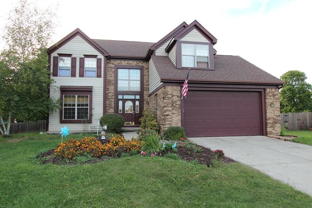 Property Photo:  940 Quaint Court  OH 43068 