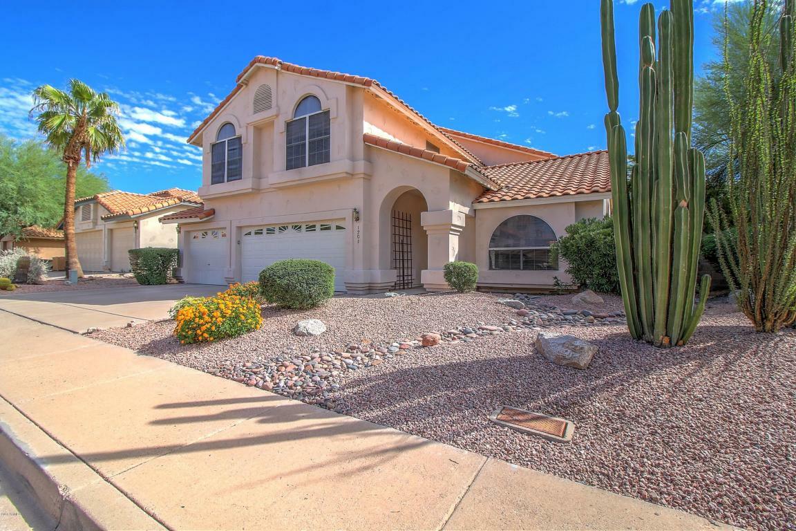 1201 E Villa Maria Drive  Phoenix AZ 85022 photo