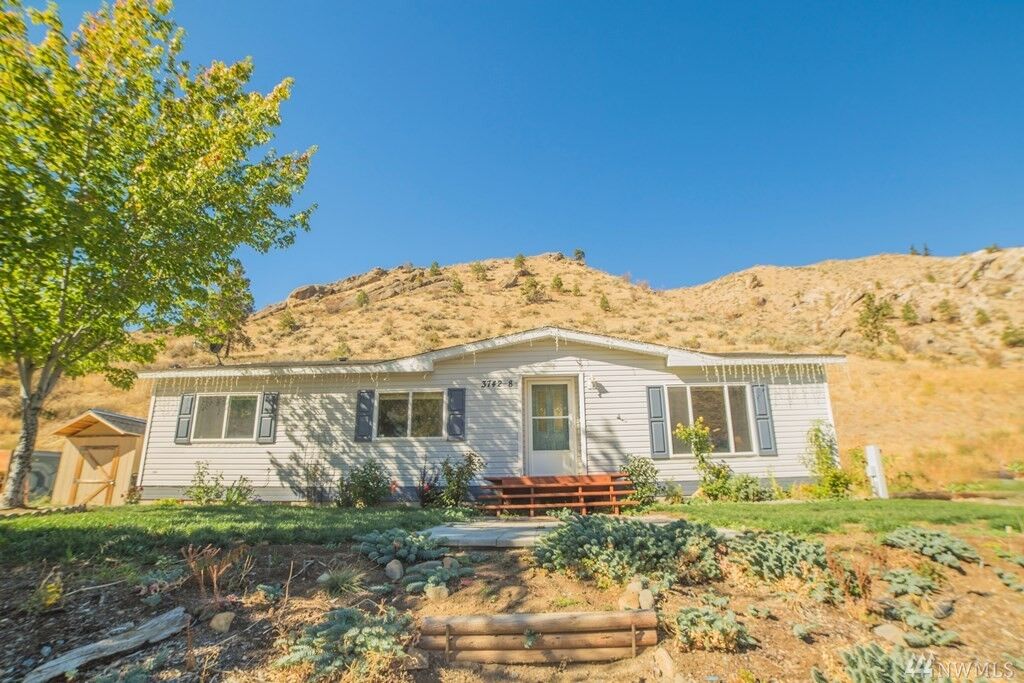 Property Photo:  3742 8 Squilchuck Rd  WA 98801 