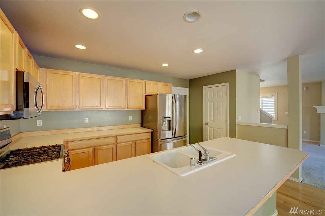 Property Photo: 9218 NE 173rd Place WA 98011