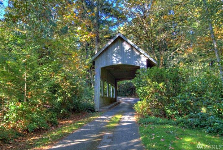 20701 NE 167th Place  Woodinville WA 98077 photo