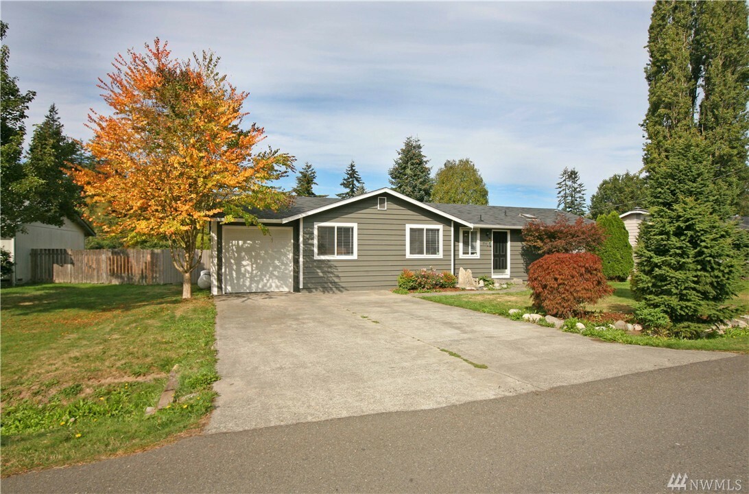 Property Photo: 27141 Woodside Rd NE WA 98346