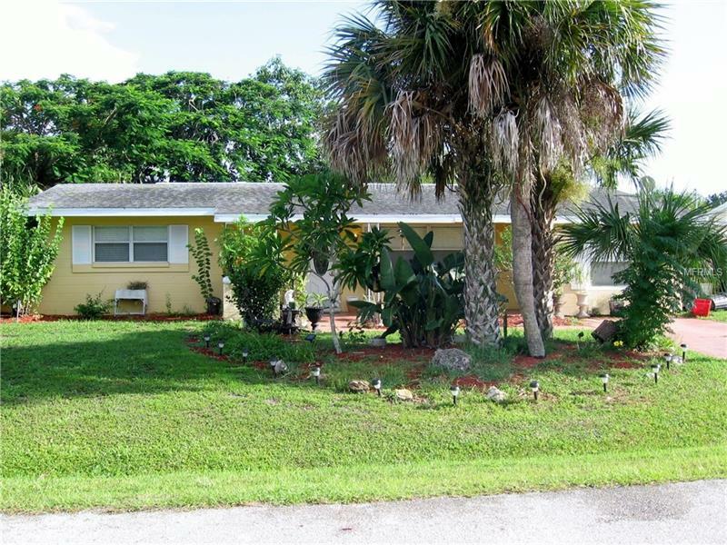 Property Photo:  409 Darling Drive  FL 34285 