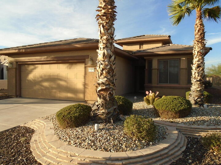 Property Photo:  21050 N Circle Cliffs Drive  AZ 85387 