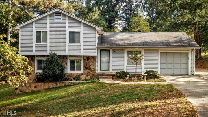 1545 NE Woodcrest Dr  Conyers GA 30012 photo