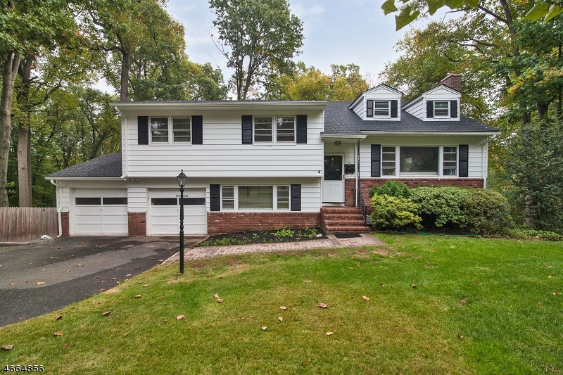 Property Photo:  80 Elm St  NJ 07974 