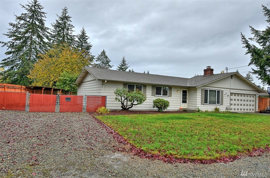 Property Photo:  13332 50th Ave NE  WA 98271 