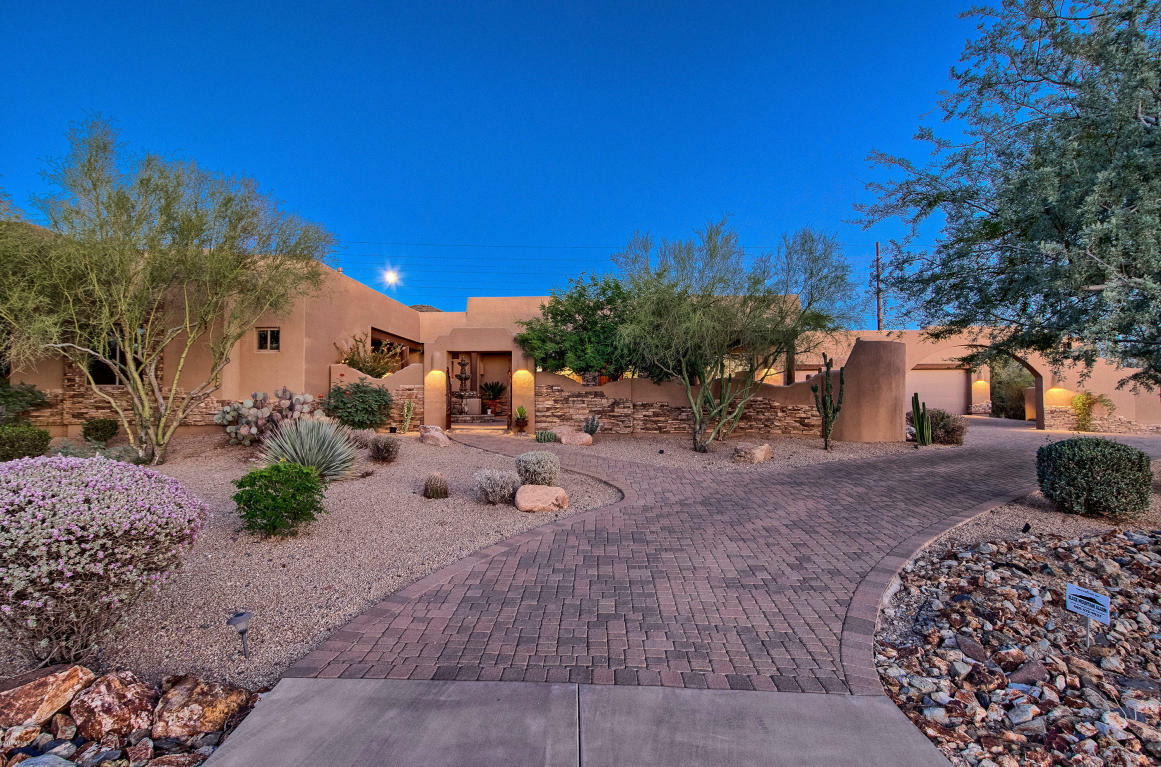 Property Photo:  35653 N Canyon Crossings Drive  AZ 85377 