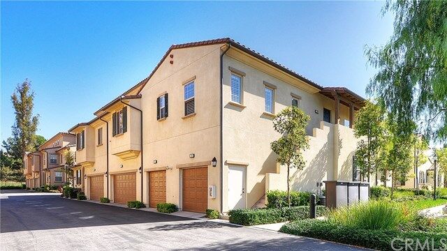 Property Photo: 129 Silverado CA 92618