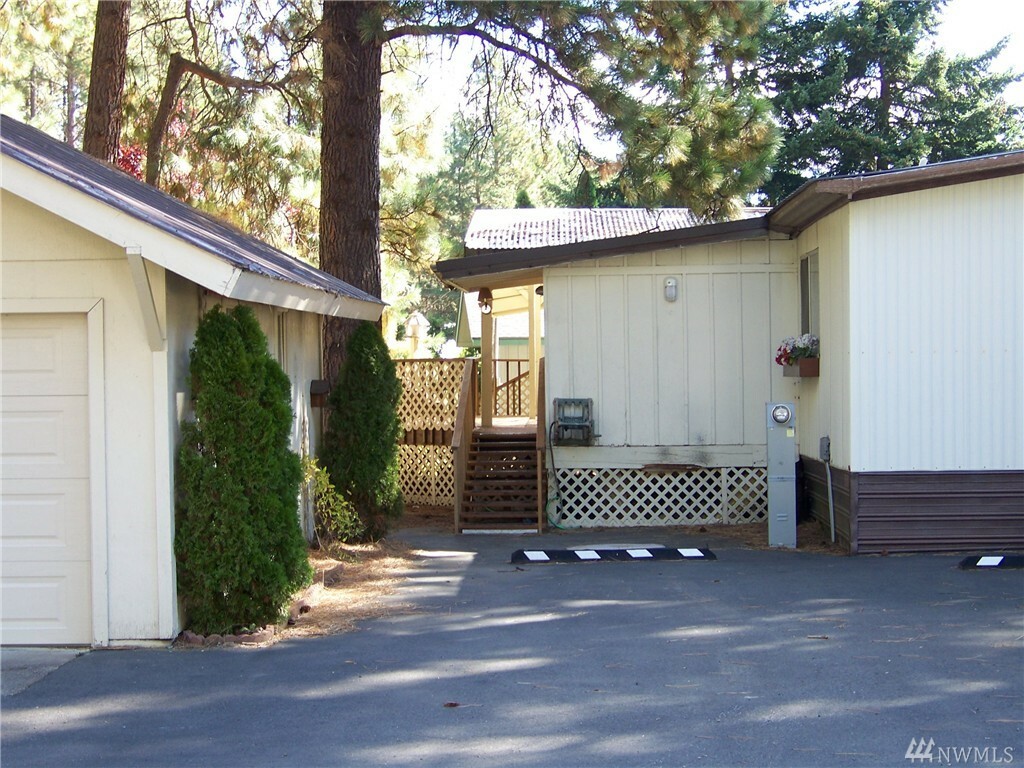 Property Photo:  714 W 6th St  WA 98922 