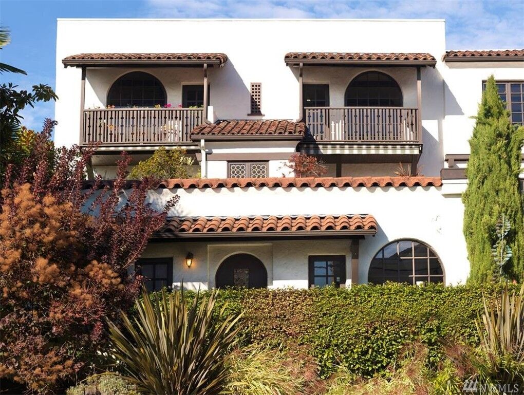 Property Photo:  348 W Olympic Place 301  WA 98119 