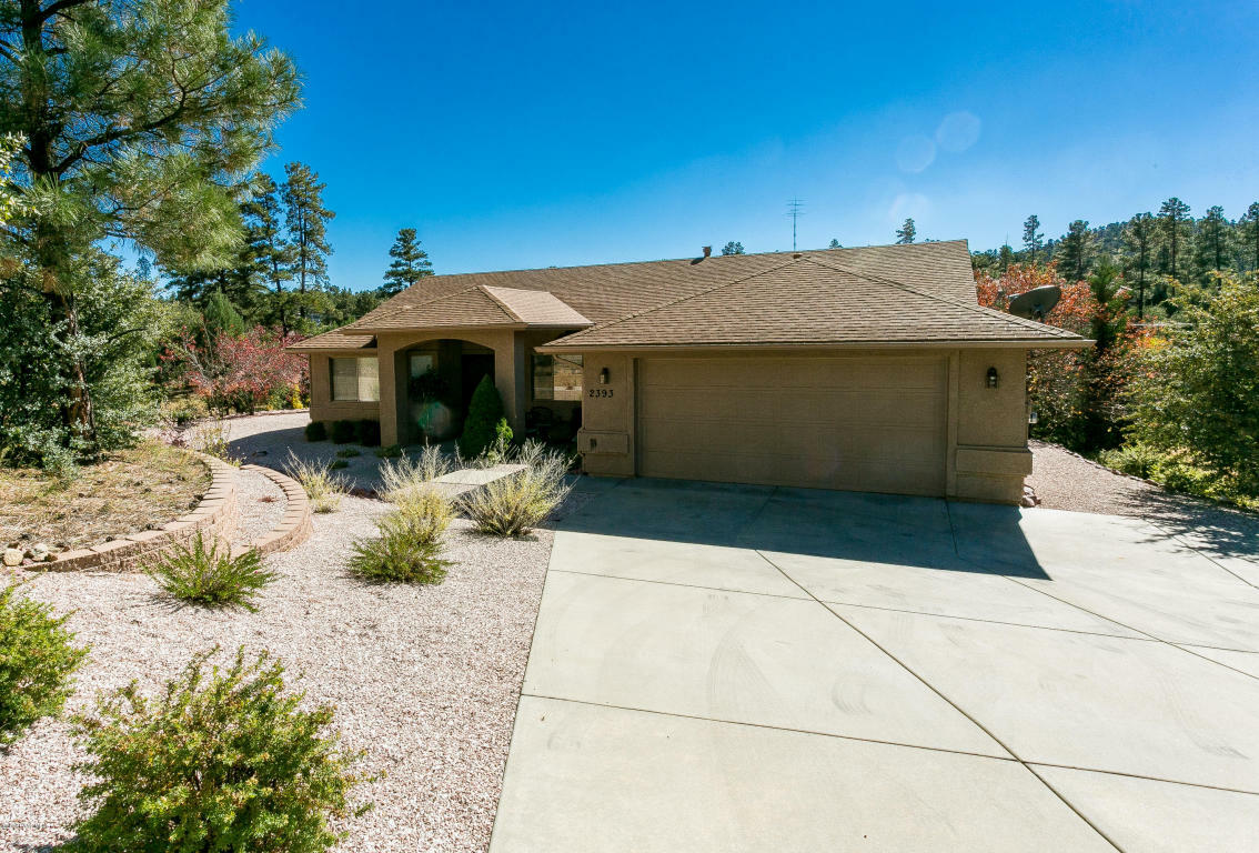 Property Photo:  2393 Oakwood Drive  AZ 86305 