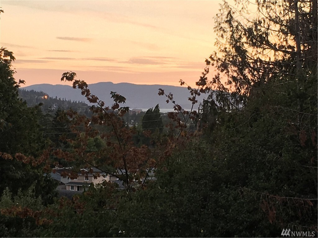 Property Photo:  2805 Erie St  WA 98226 