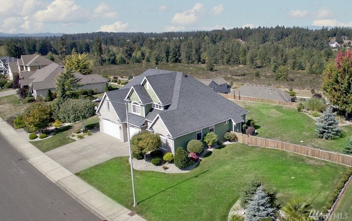 Property Photo:  9206 Milburn Lp SE  WA 98513 
