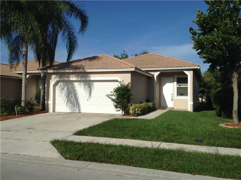 Property Photo:  3923 NW 89th Ave  FL 33065 