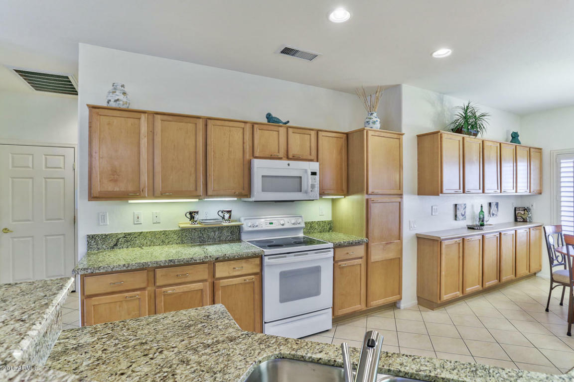 Property Photo:  15841 W Desert Meadow Drive  AZ 85374 