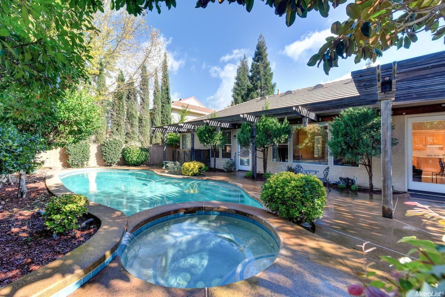 Property Photo:  2865 Barret Drive  CA 95661 