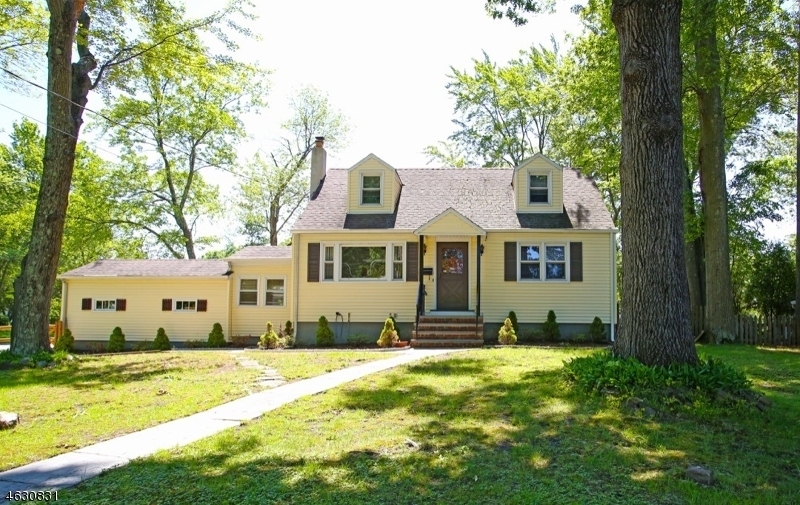 Property Photo:  328 Elkwood Ave  NJ 07974 