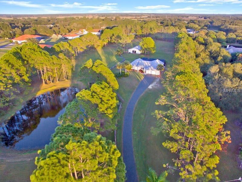 Property Photo: 7131 Saddle Creek Circle FL 34241