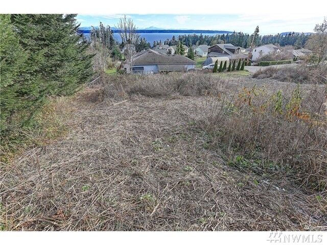 Property Photo: 1002 Fisher King Wy WA 98282