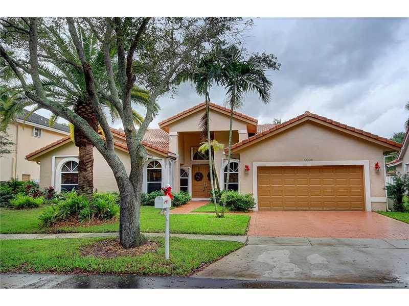 Property Photo:  1560 NW 182nd Ter  FL 33029 