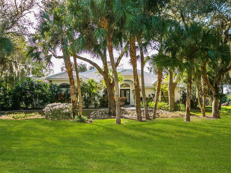 Property Photo:  370 Macewen Drive  FL 34229 