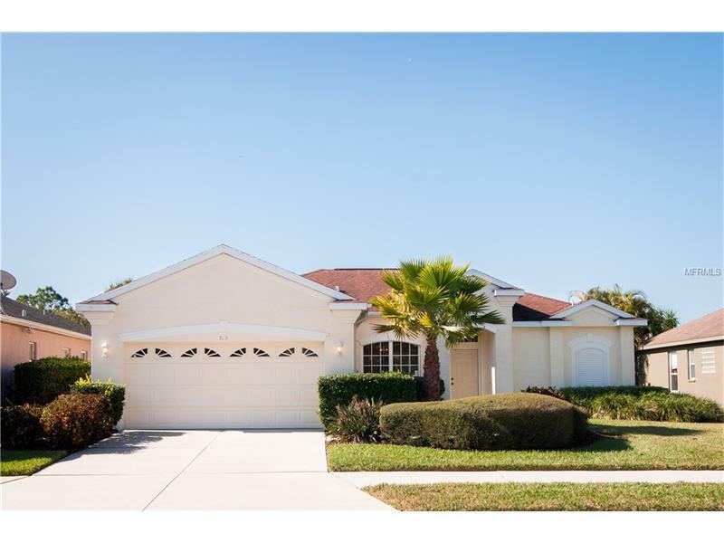 Property Photo:  318 Londonderry Drive  FL 34240 