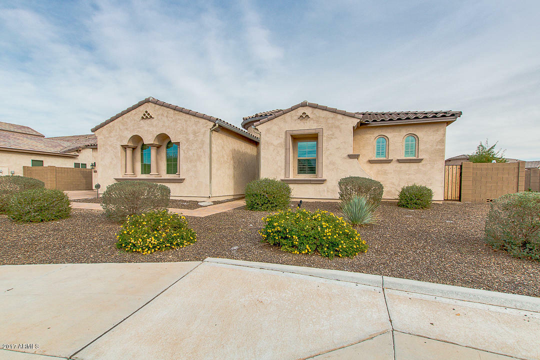 Property Photo:  3375 S Clairborne Avenue  AZ 85297 