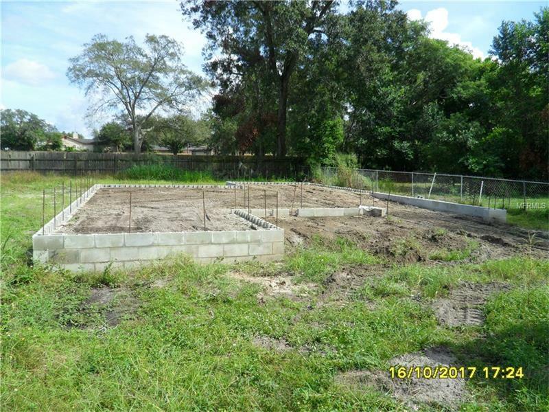 Property Photo:  6207 N 45th Street  FL 33610 