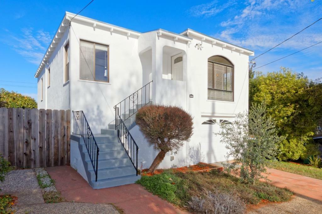 Property Photo:  5815 Van Fleet Ave  CA 94804 